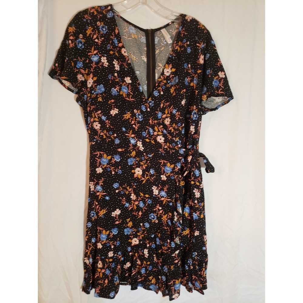 Women's Xhilaration Black Floral Faux Wrap Short Sleeve Dress Size M